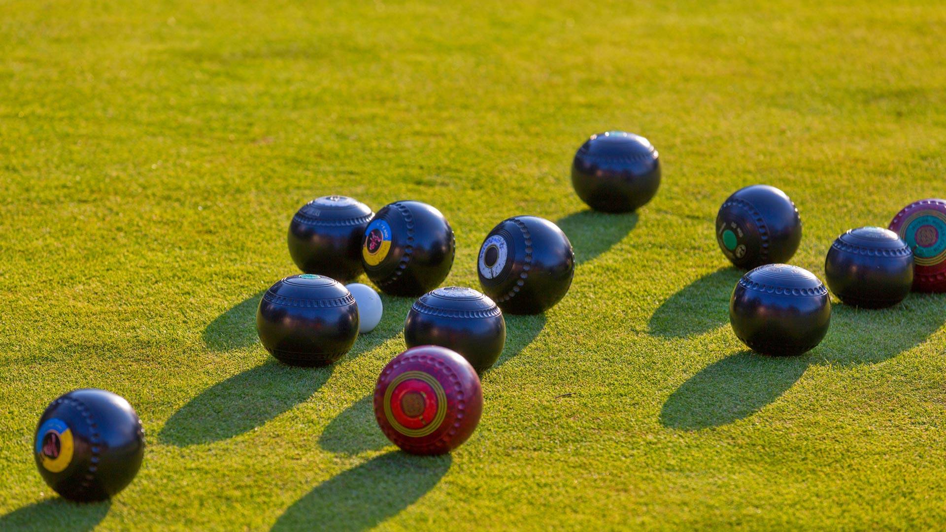 Bowling Green Kits